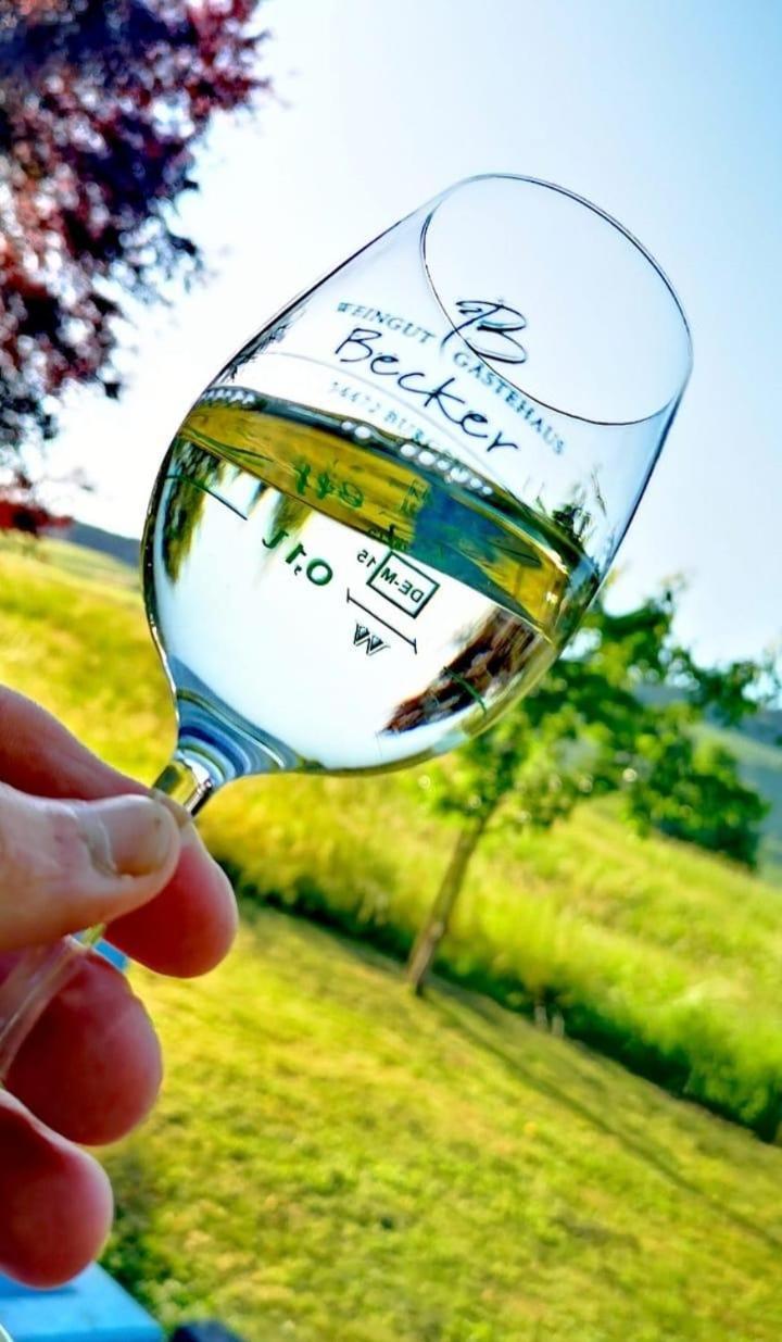 Apartmán Ferienweingut & Gutsrestaurant Becker Burgen  Exteriér fotografie